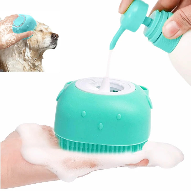 Brosse de bain en silicone avec distributeur de shampooing pour chien et chat